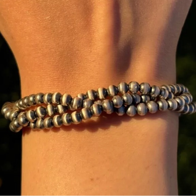 Twisted Sterling Silver 4mm Pearls Bead Bracelet. 7 Inch